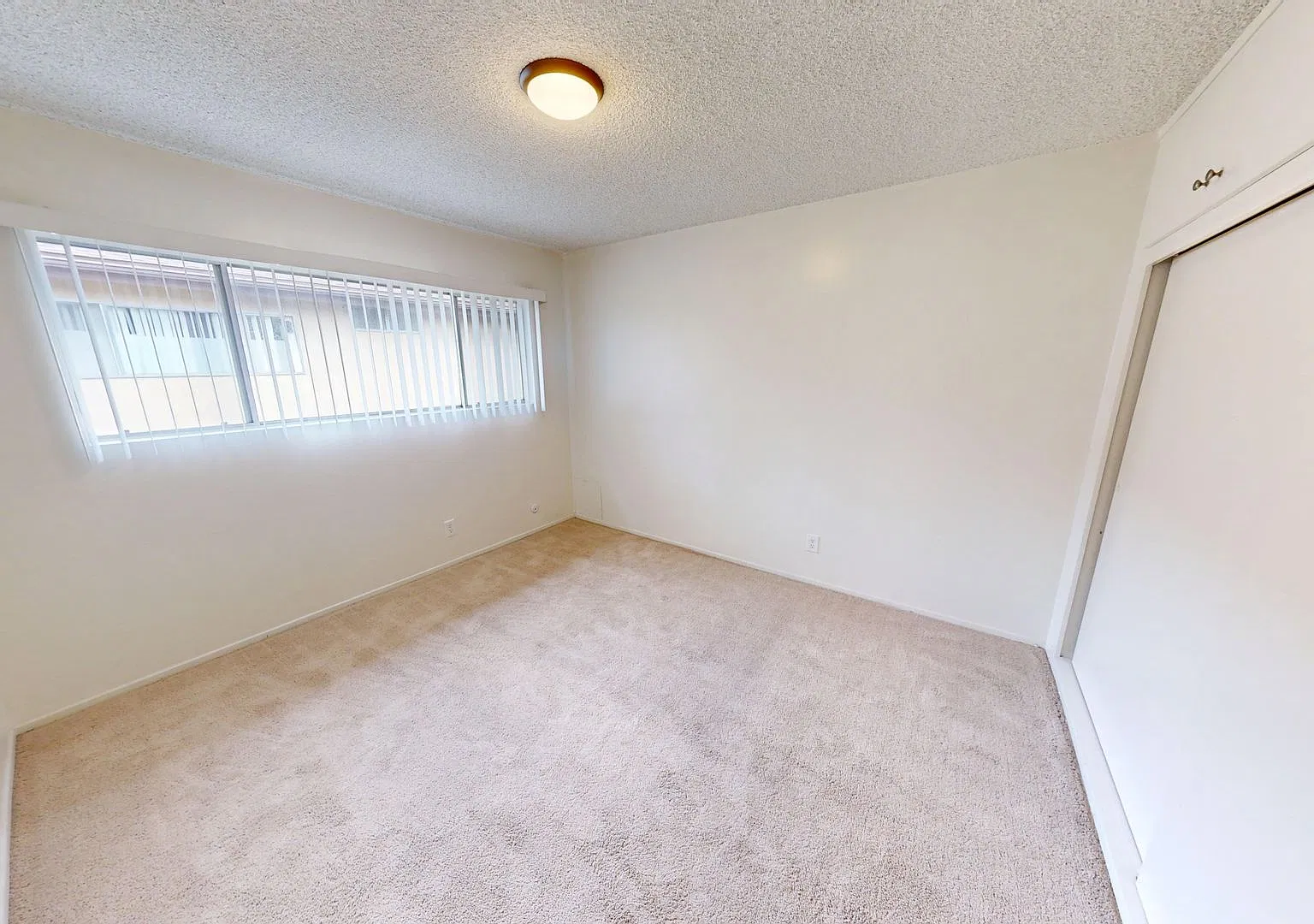 2 Bed 1 Bath In Alhambra — Photo 4