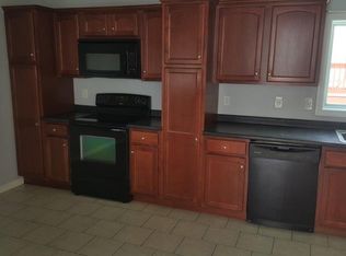943 Somerville St, Manchester, NH 03103