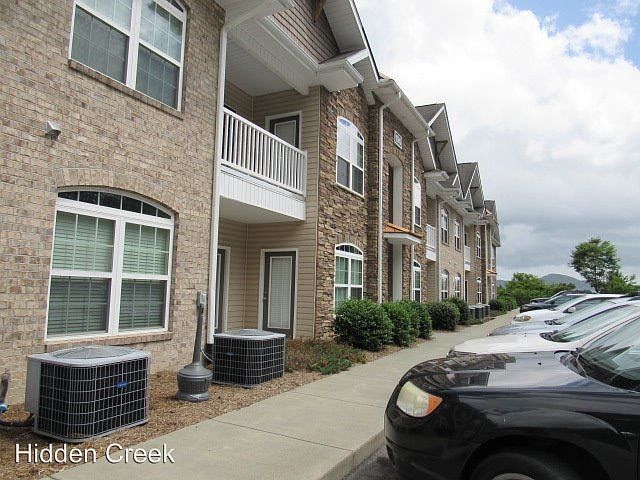 1st image of 190 Eli Hartley Dr APT 108