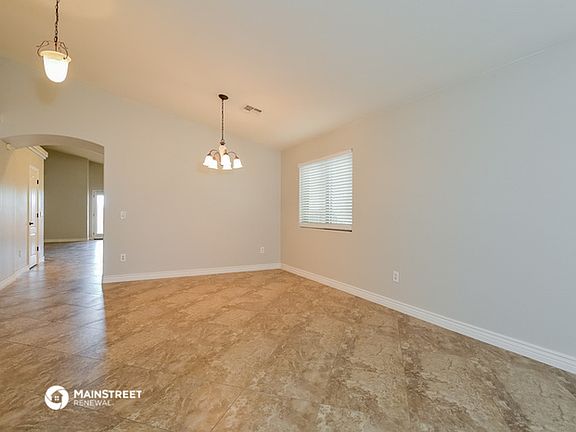 3rd image of 263 W Calle Paso Suave