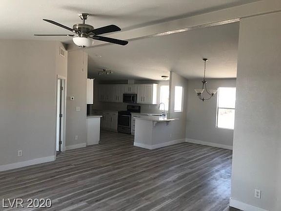 4th image of 6124 Carlsbad Ave