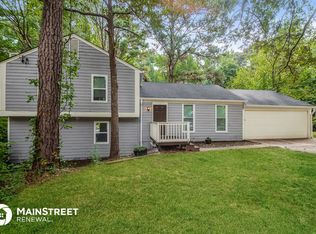 107 Forest Pl, Stockbridge, GA 30281