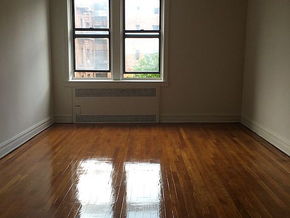 4th image of 3505 87th St #4G