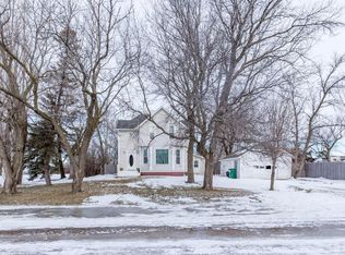 321 Maine St, Christine, ND 58015