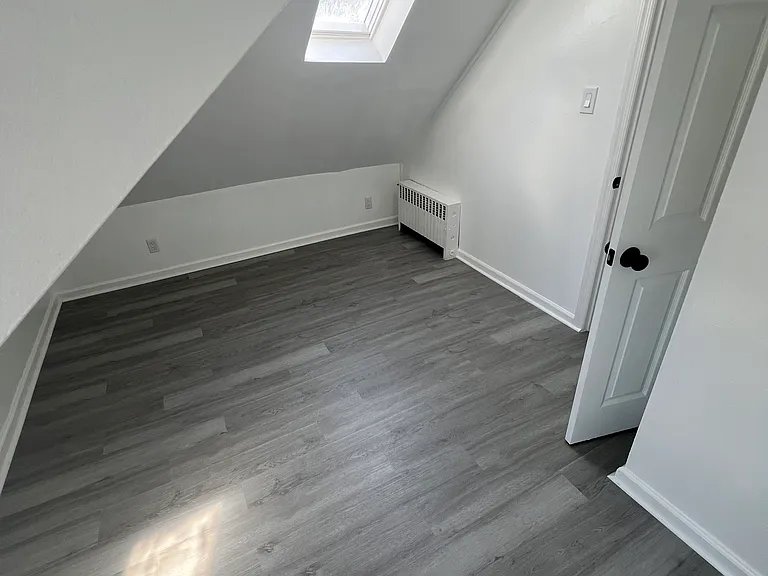 130 Park Ave — Photo 11