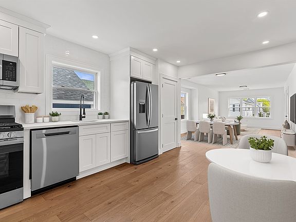 2nd image of 7-9 2nd St
