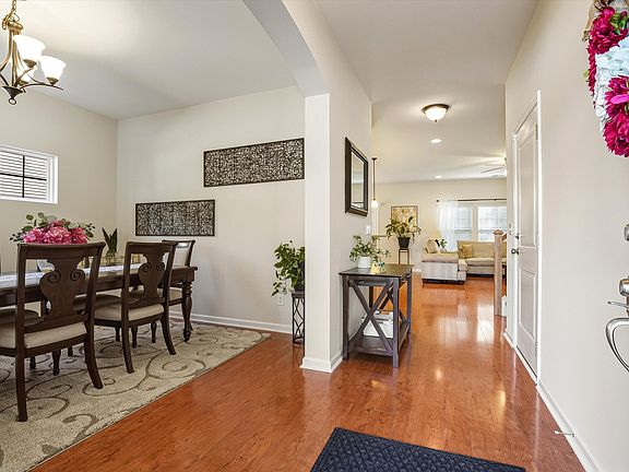 4th image of 5449 Kings River Dr