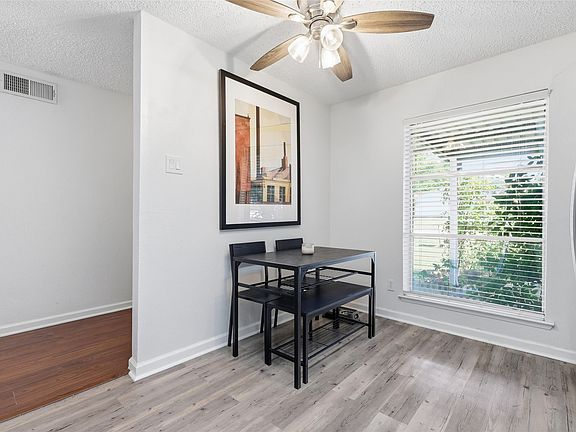 3rd image of 3005 18th St