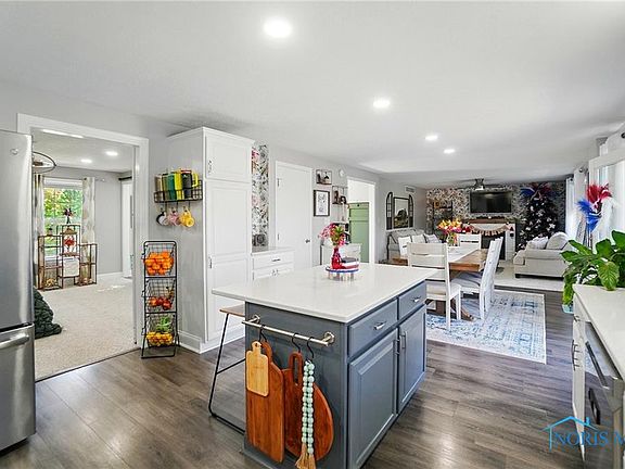 5th image of 1506 Misty Oaks Dr