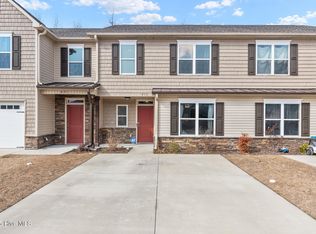 453 Sullivan Loop Rd, Hubert, NC 28539