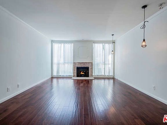 4th image of 1409 S Saltair Ave APT 102