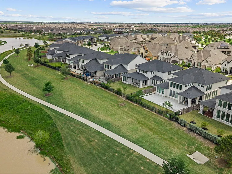 24418 Green Buffalograss Trl — Photo 36