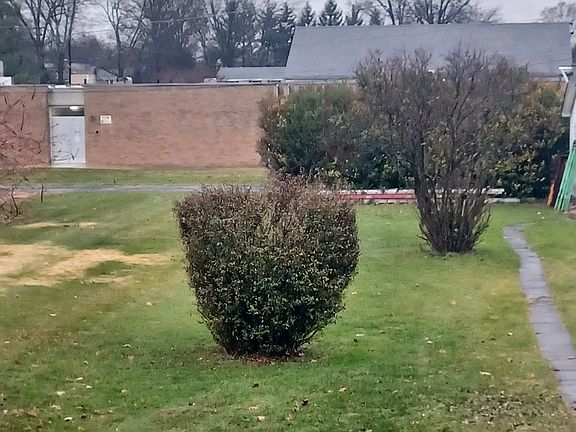 A yard to have outdoor grill and garden if you prefer.