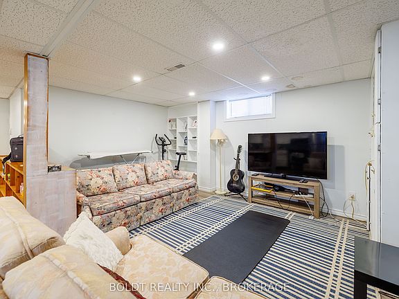 4th image of 126 Elma St #Basement