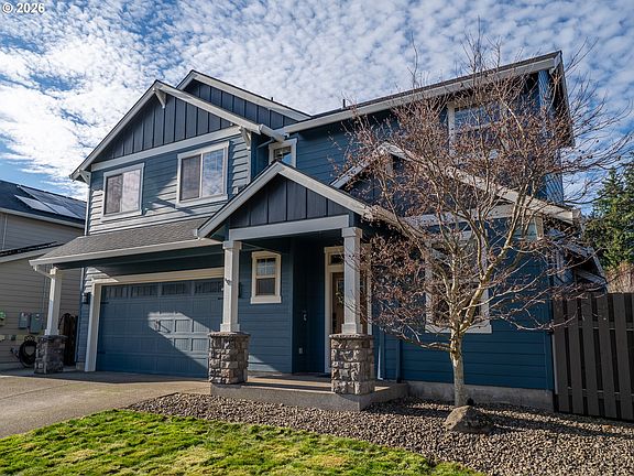 4th image of 115 NE Megan Dr