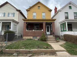 1106 Valley St, Mc Kees Rocks, PA 15136