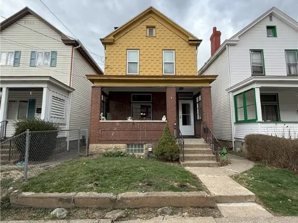 1106 Valley St, Mc Kees Rocks, PA 15136