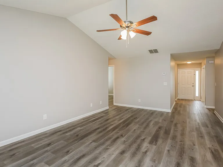785 Ashland Park Way SE — Photo 9