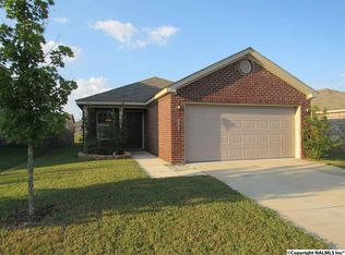 217 Valleyside Dr, Huntsville, AL 35810