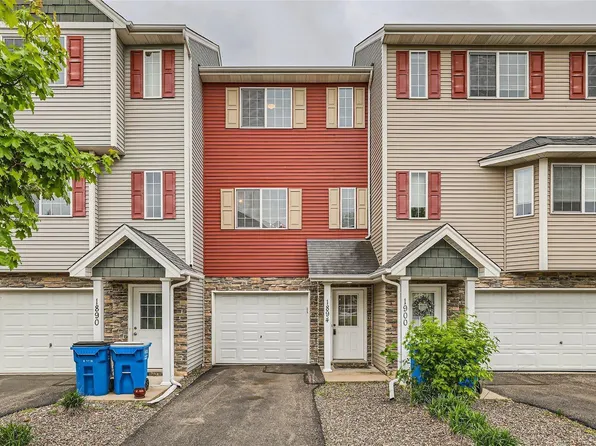 1894 Buchanan St SE, Cambridge, MN 55008