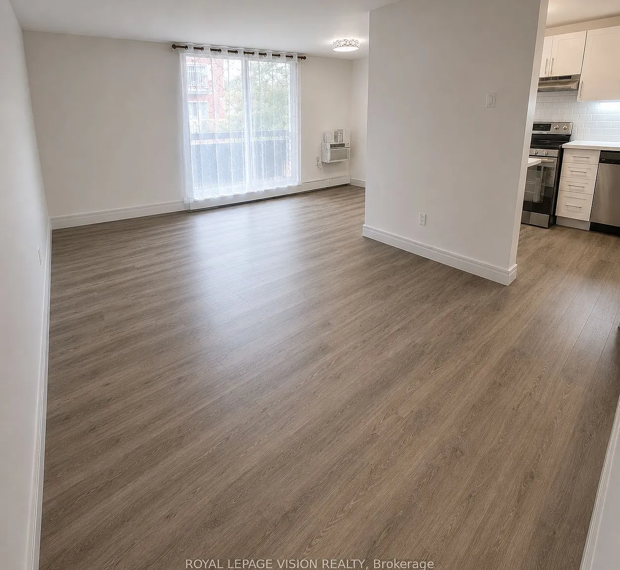 2 bed, $2,450 — Photo 4