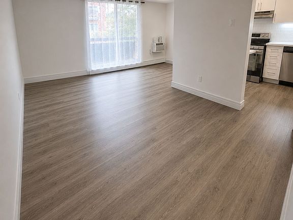 4th image of 895 Kennedy Rd #205