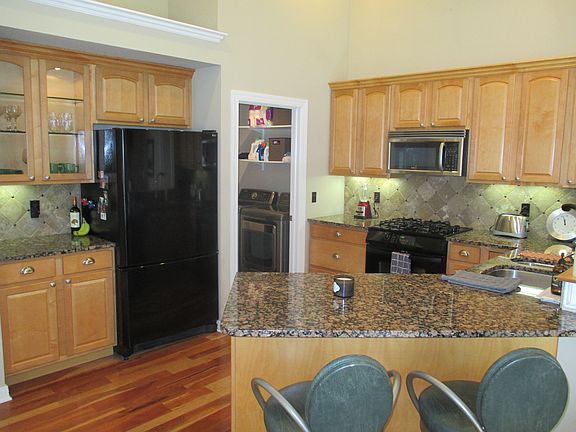 5th image of 6727 Orchard Meadow Dr