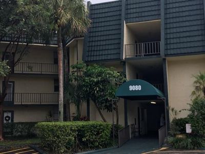 9080 Lime Bay Blvd APT 205, Tamarac, FL, 33321