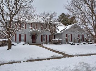 2500 Crown Flair Dr, West Des Moines, IA 50265