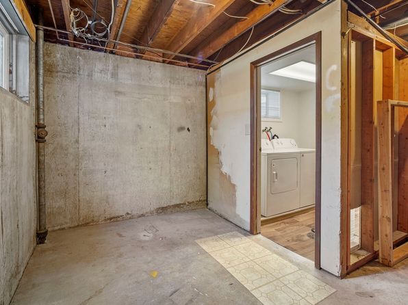 salt-lake-city-utah-445479517 picture