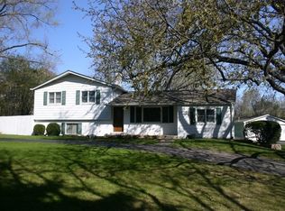 22W246 Hackberry Dr, Glen Ellyn, IL 60137