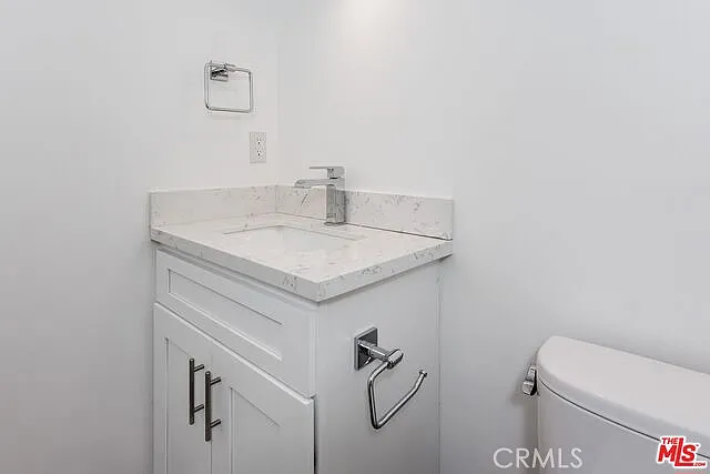 10916 Hesby St — Photo 16