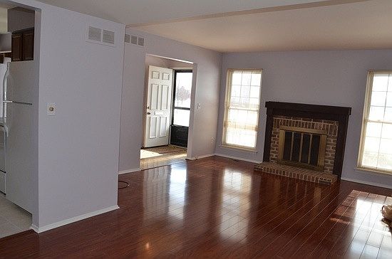 2nd image of 42158 Roscommon Dr #281