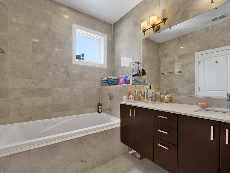 3505 N Elston Ave #2 — Photo 18