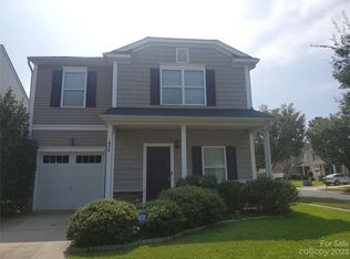 1054 Black Oak Dr, Gastonia, NC 28054