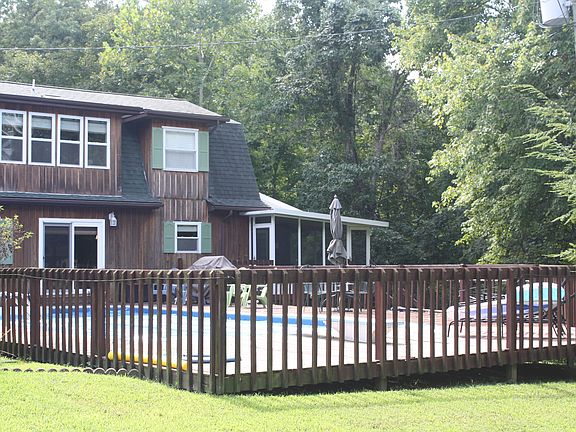5th image of 4 Fernwood Dr