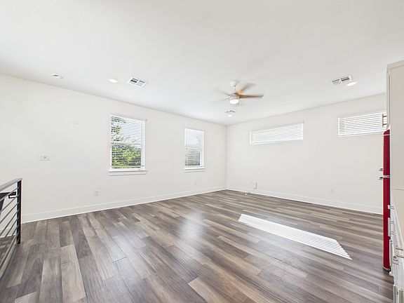 5th image of 6508 Santos St Unit B