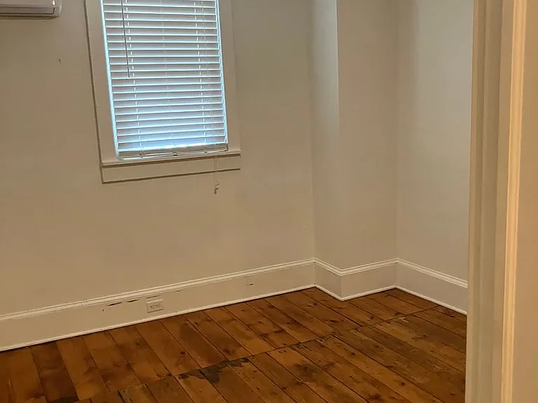 26 E Vine St — Photo 11