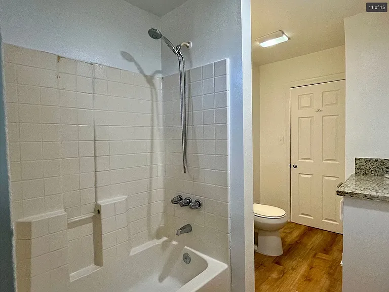 698 W 14th St #698 — Photo 17