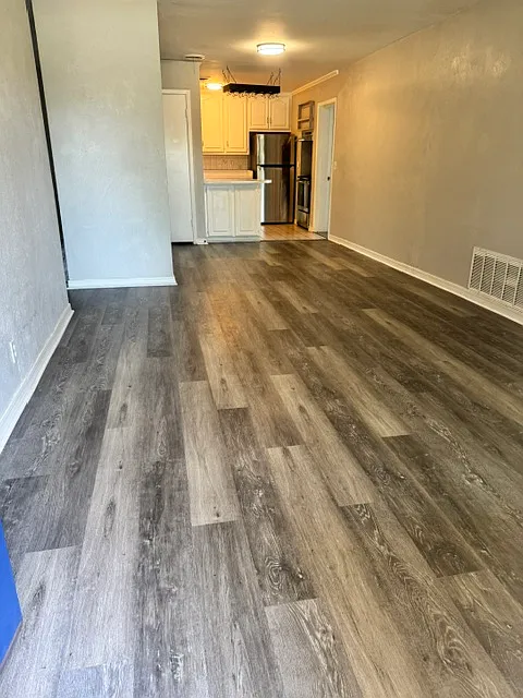 4 bed, 1.5 bath, 1548 sqft, $1,800 — Photo 3