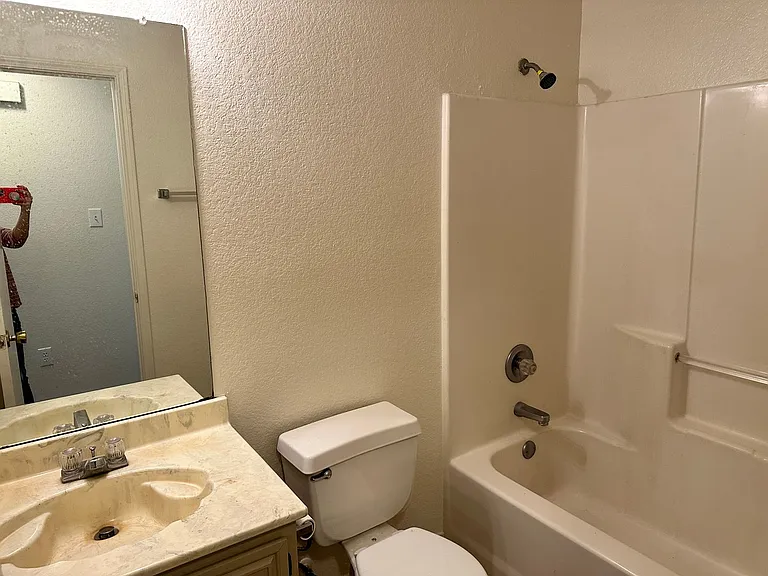 4024 Periwinkle Dr — Photo 26