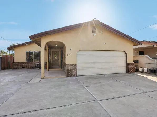 2217 S Lincoln St, Stockton, CA 95206