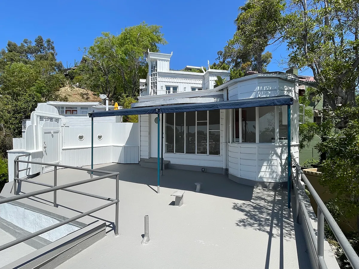 Building Photo - 2988 Broadview Ter #2188