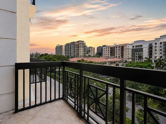 3rd image of 701 S Olive Avenue #320