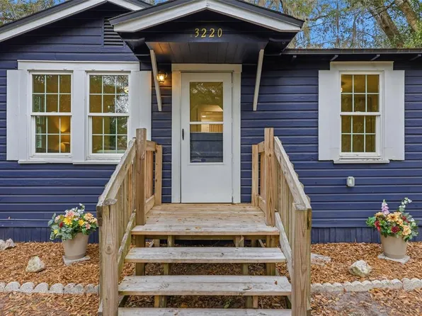 3220 NW 20th St, Gainesville, FL 32605