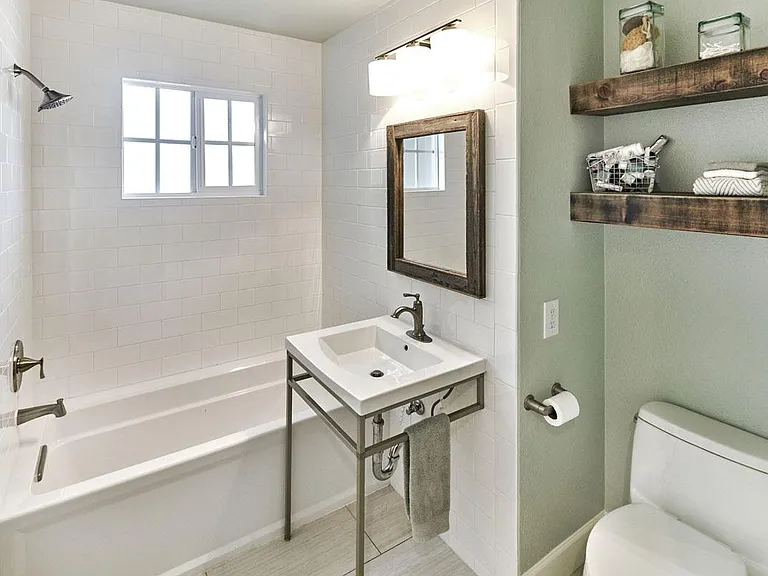 3124 Cyrus Ave — Photo 3