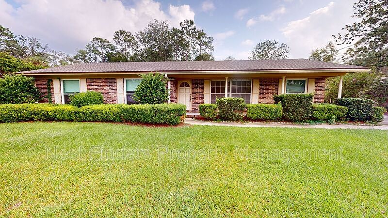 1st image of 1230 Oakwood Ln