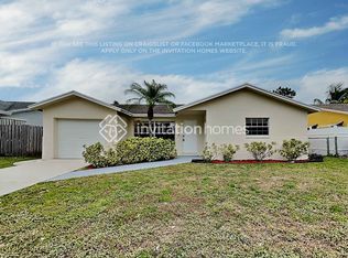 22556 SW 66th Ave, Boca Raton, FL 33428