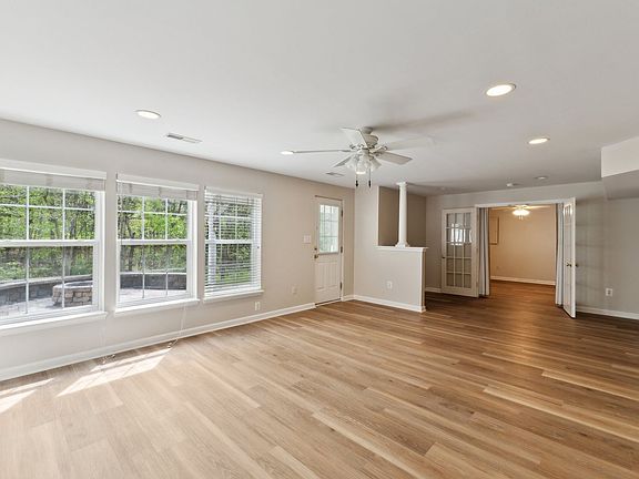 5th image of 10117 Banchory Pl