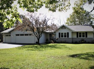 5937 McDonald Rd, Roscoe, IL 61073